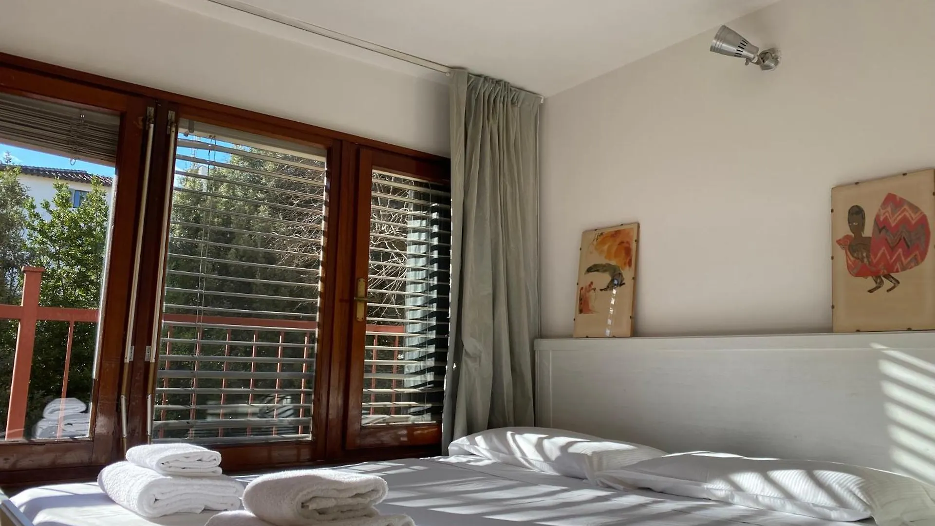 Cozy Apartment With Access To Garden Florença