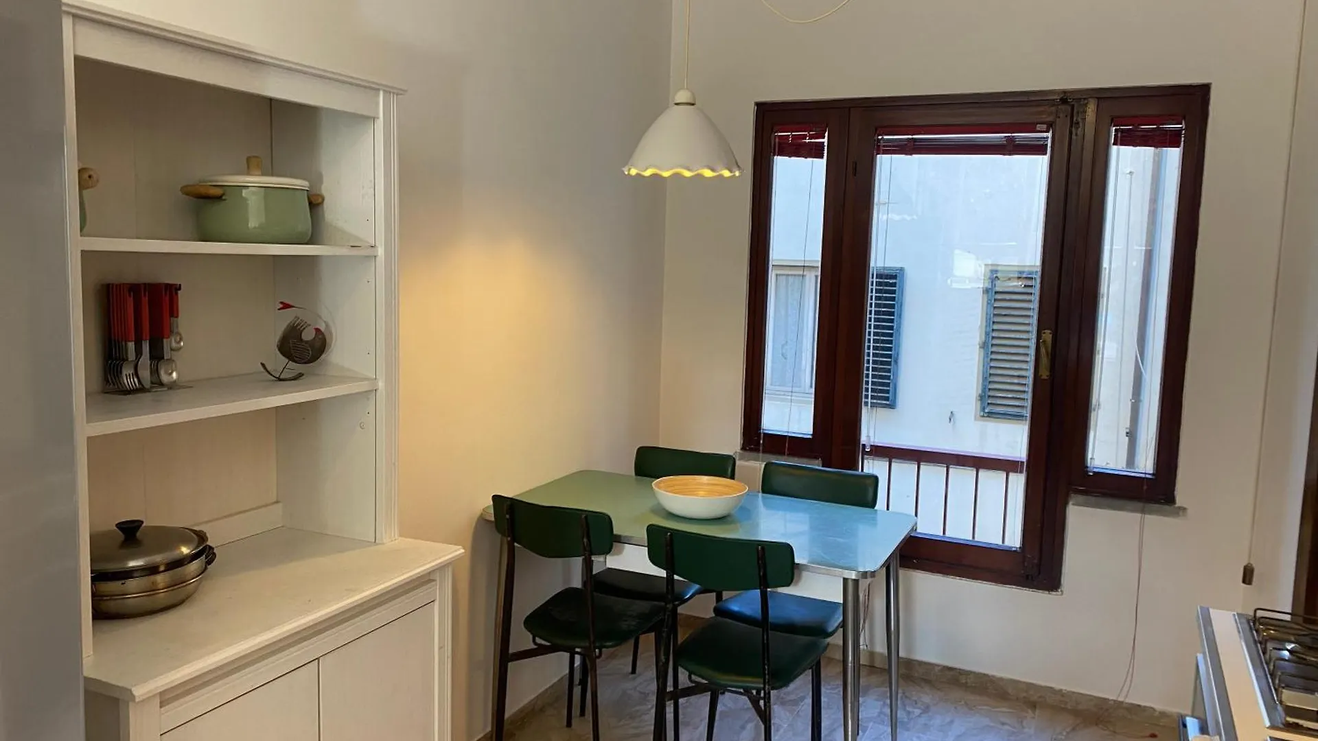 Cozy Apartment With Access To Garden Florença
